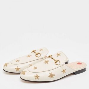 Gucci Women's Cream Loafers with Gold Embroidery